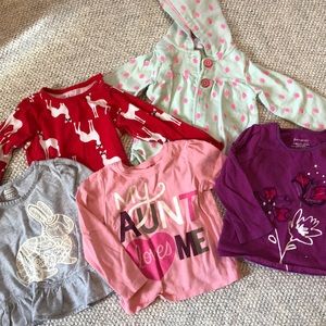 Lots of girls clothes, size 18m, old navy